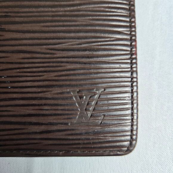 Louis Vuitton Brown Leather Epi Bifold Wallet - Picture 3 of 14